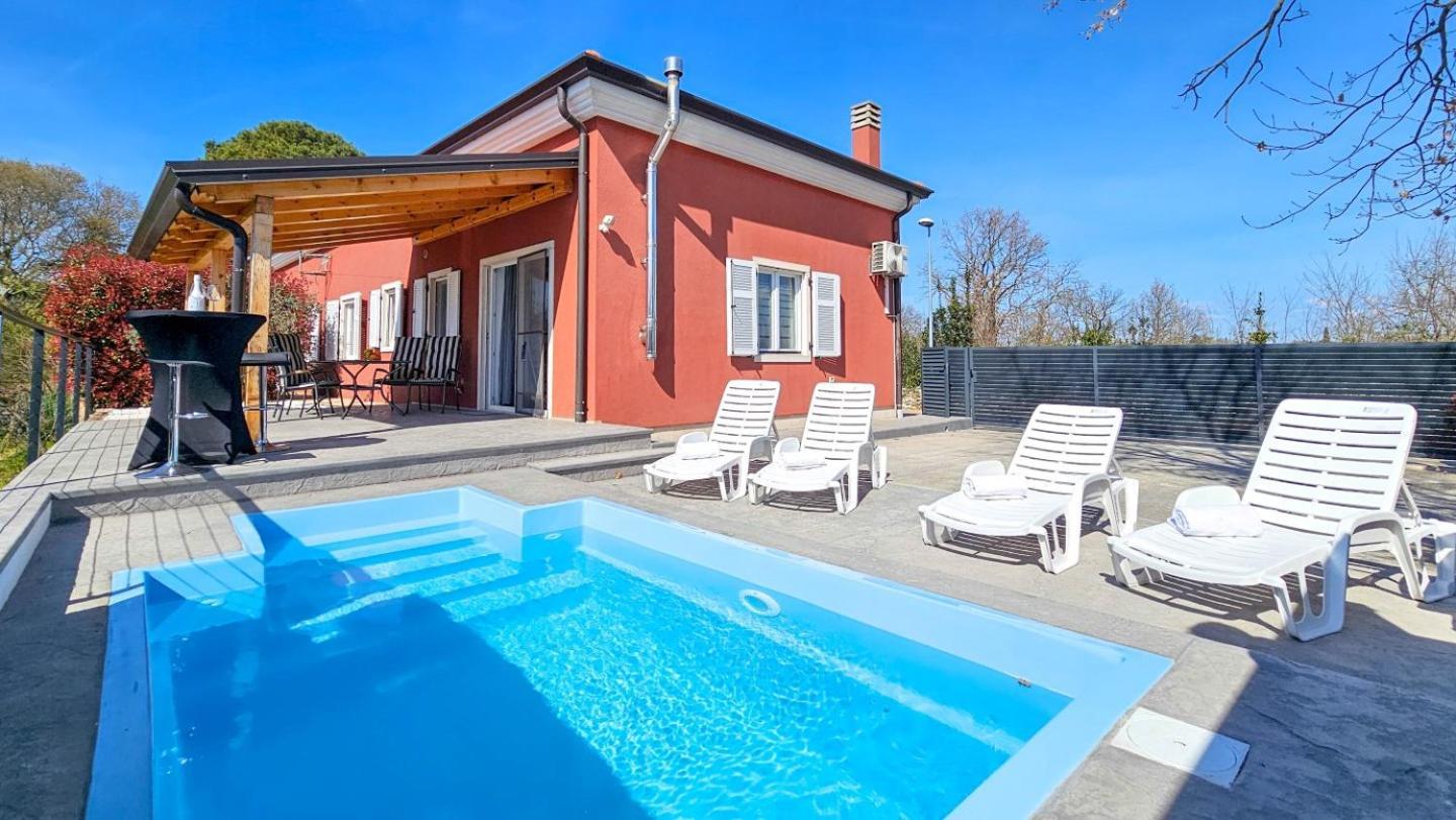 Casa Lutoma Villa Kmeti Bagian luar foto